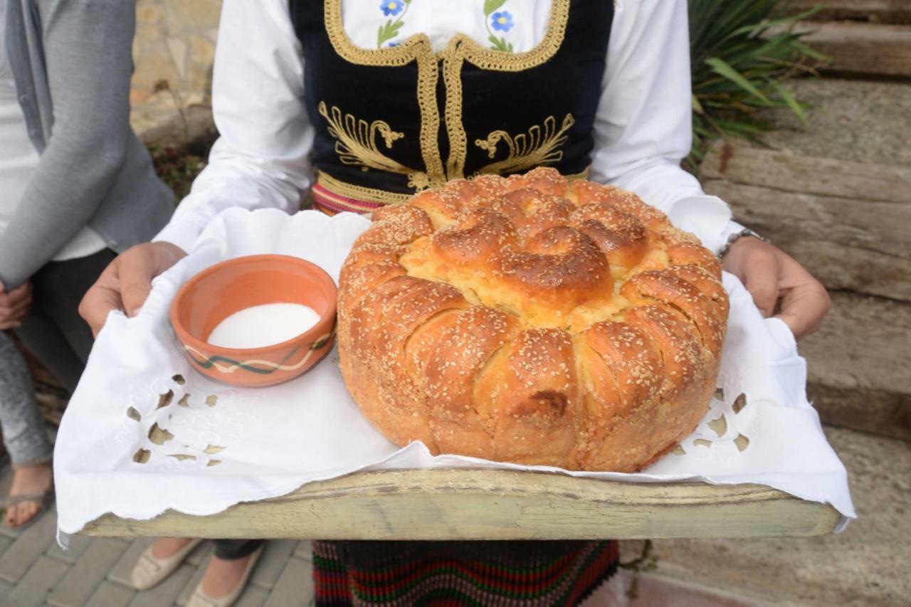 מלון Eko Selo Kostunici מראה חיצוני תמונה